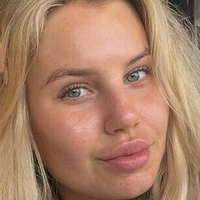 Felicia Aveklew Nackt