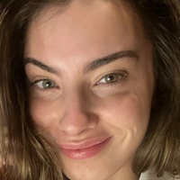 Fiosrs (Fiona) Nackt