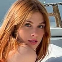 Flávia Charallo Nackt