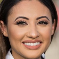 Francia Raisa Nackt
