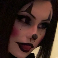 Gr4v3y4rdkandi3 Nackt