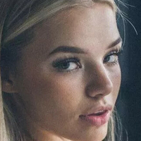 Grace Funk Nackt