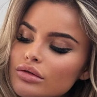 Hailey Baker Nackt
