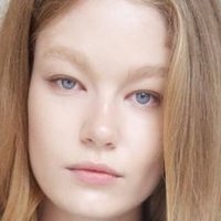 Hollie-May Saker Nackt