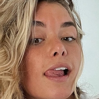 Hopie Schlenker Nackt