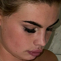 Issie Cole Nackt
