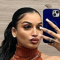 jihane Nackt