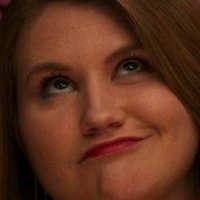 Jillian Bell Nackt