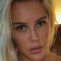 joliebecker Nackt