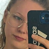Julia May Nackt