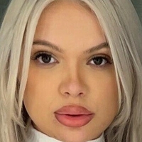 Julia Monroe Nackt
