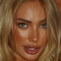 Julia Nowakowska Nackt