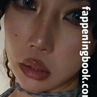 Jung Saerom Nackt