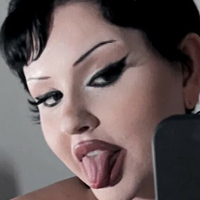 jungbaddie Nackt
