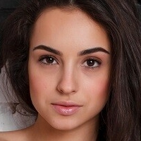 Karina Boone Nackt