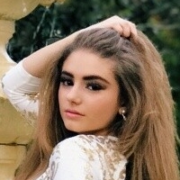 Katelin Milani Nackt