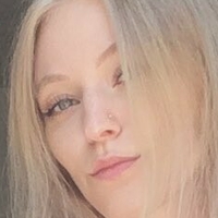 Katrine Nackt
