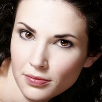 Laura Mennell Nackt