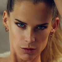 Laura Sneijders Nackt