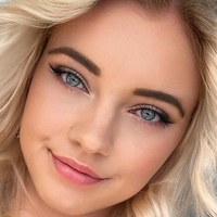 Laura Nackt