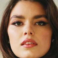 Lauren Searle Nackt