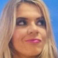 Layla Reis Nackt