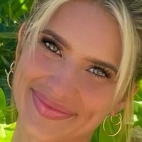 Leah Priessman Nackt