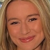 Lia Lewis Nackt