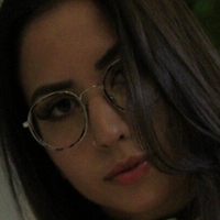 Lili Nackt