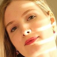 Lily Hart Nackt