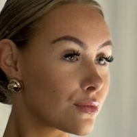 Lina Edel Nackt