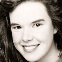 Lisa Bronwyn Moore Nackt