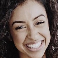 Liza Koshy Nackt