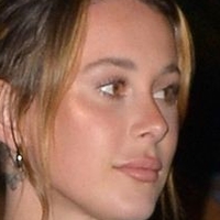 Logan Valerie Nackt
