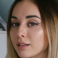 lola-aus Nackt