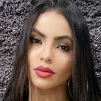 Lory Gomes Nackt