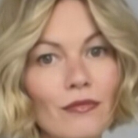 Louisa Mazzurana Nackt
