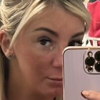 Lucie Nackt