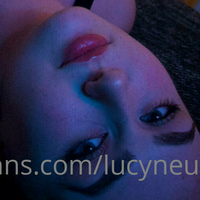 lucyneus Nackt