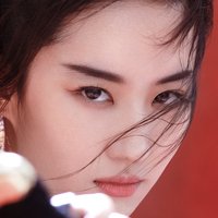 Lui Lai-Si Nackt