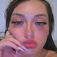 Luxurious Larue Nackt