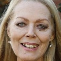 Lynda Stoner Nackt