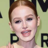 Madelaine Petsch Nackt