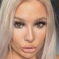 Megan Eadie Nackt