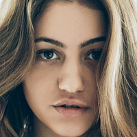 Melina Bruni Nackt