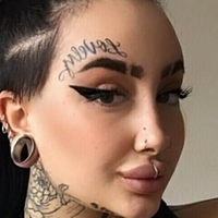 michuwars Nackt