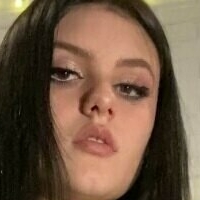 milinika Nackt