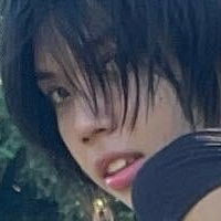 Miru Ackerman Nackt
