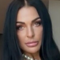 Nadine Kerastas Nackt