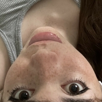 naomisayshello Nackt